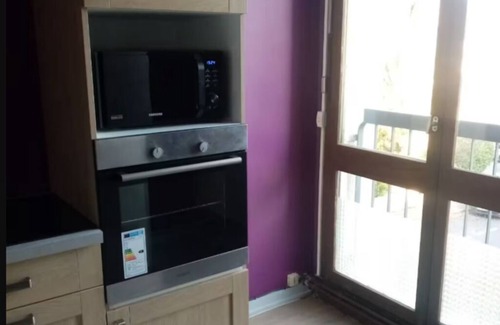 Saint-Etienne Apartamento | 🏡 Bright 2-bedroom apartment - Netflix, wifi, parking, autonomous check-in