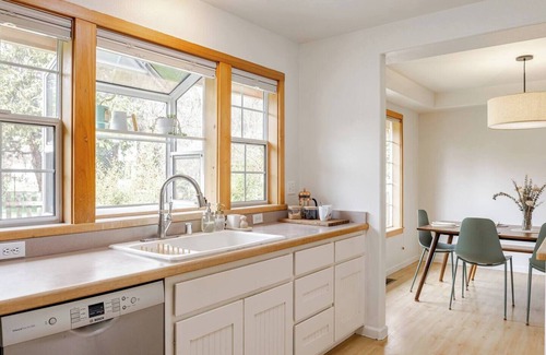 Volcano Casa | Bright 2BR in Charming Gold Rush Town w/ Cozy Fireplace & Tree Views