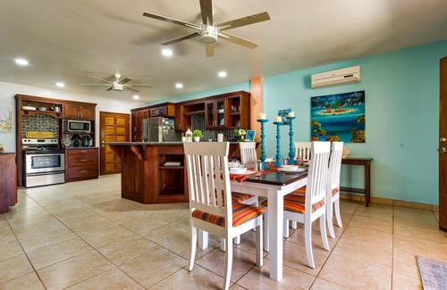 Placentia Villa | Vista al Mar-Panorámico-Villa-Baño con bañera-LP 7B