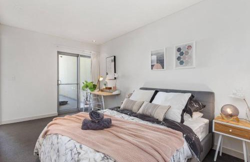 East Perth Apartamento | Bright 3bdrm City Skyline Views Catbus,waca,optus