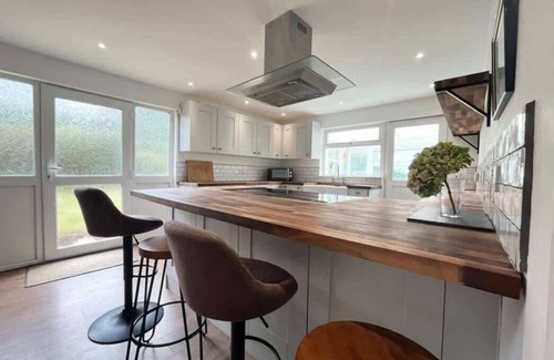 Porthleven Casa | Bright 3Bed Bungalow~Porthleven