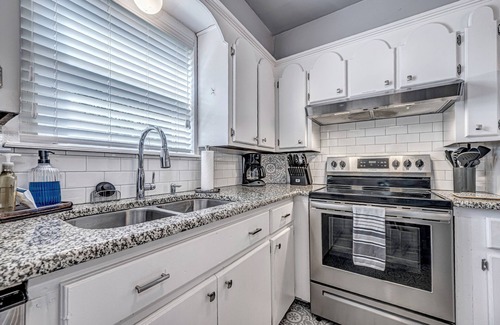 Norman Casa | Bright 3BR 2BA Entire Home in Norman-Close to OU!