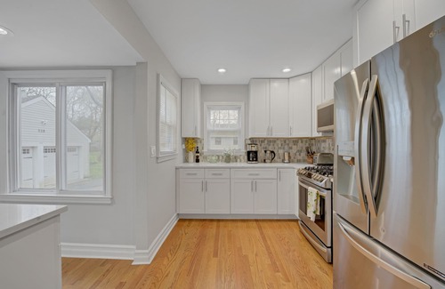 Princeton Junction Casa | Bright 4BR House w/ Large Backyard and Sunroom