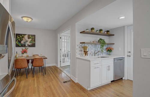 Princeton Junction Casa | Bright 4BR House w/ Large Backyard and Sunroom