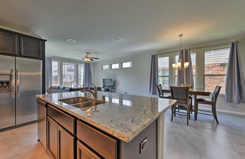 Rosenberg Casa | Bright & Airy 3BR Home Near OakBend Med Center - Perfect for Families & Nurses