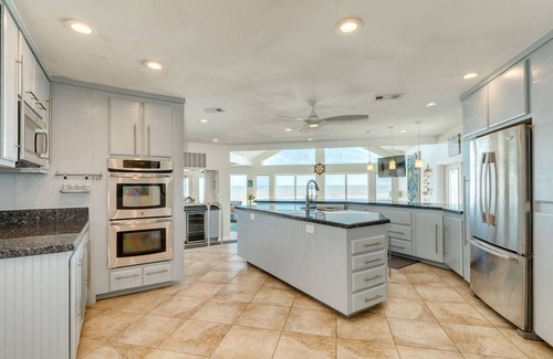 Bermuda Beach Casa | Bright & Airy Beachfront Home w/ Gulf Views, Chef's Kitchen - Steps from Sand!