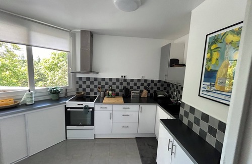 Fourqueux Apartamento | Bright and charming apartment. Ideal for families.