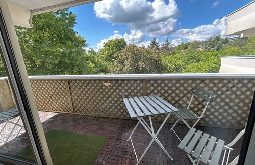 Fourqueux Apartamento | Bright and charming apartment. Ideal for families.