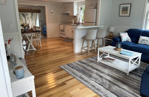Bonnet Shores Casa | BRIGHT AND AIRY HOUSE IN BEAUTIFUL BONNET SHORES