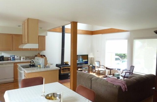 Point Roberts Casa | Brillante y aireado en el punto