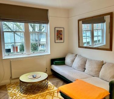Hammersmith Apartamento | Bright and Airy Two Bedroom Apartment