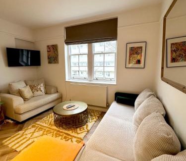 Hammersmith Apartamento | Bright and Airy Two Bedroom Apartment