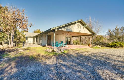 Mariposa Casa | Bright and Cozy Mariposa Getaway 46 Mi to Yosemite!