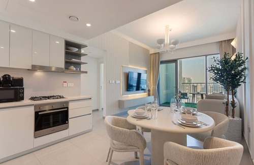Trade Center Apartamento | Bright and Exquisite 1-Bedroom in Downtown views 2