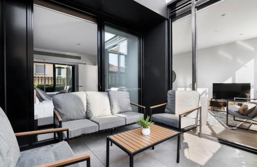 Malvern East Apartamento | Bright and Modern 1BR Apt with Balcony and Parking