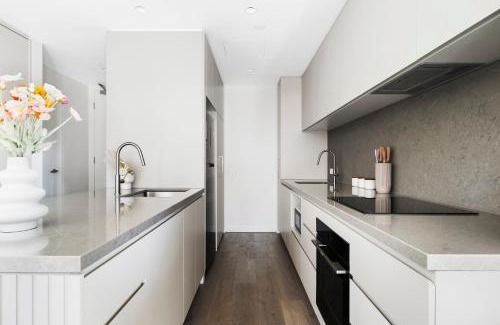 Malvern East Apartamento | Bright and Modern 1BR Apt with Balcony and Parking