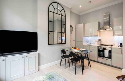 Westbourne Green Apartamento | Bright and Modern Bayswater Apartment - PHO