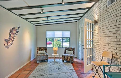 Shearer Hills - Ridgeview Casa | Bright and Modern Texas Getaway - 7 Mi to The Alamo!