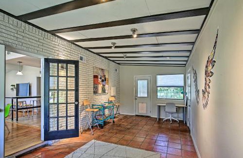 Shearer Hills - Ridgeview Casa | Bright and Modern Texas Getaway - 7 Mi to The Alamo!