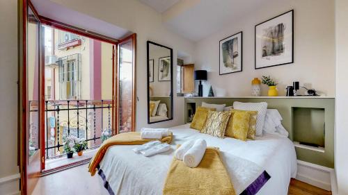 Feria Apartamento | Bright and new- 2Bd 2Bth- Conde de Torrejon