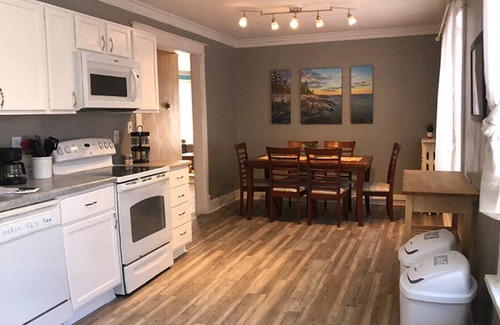 Endion Apartamento | Bright and Spacious 2 Bedroom 1 Bath Extended Stay