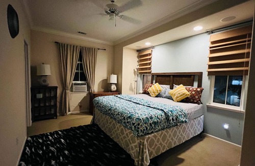 Brentwood Casa | Bright and spacious 4 bedroom house next to CA24