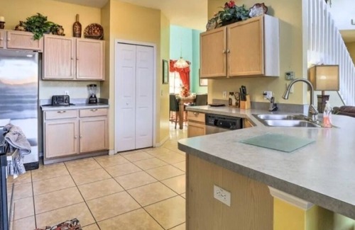 Crescent Lakes Casa | Bright and Spacious 6 BR Disney Area Villa with Pool and Game Room