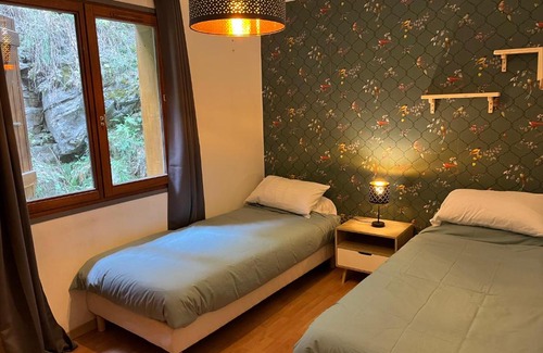 Les Brevieres Apartamento | Bright and spacious apartment with balcony