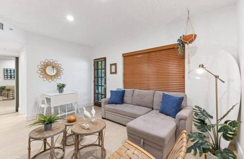 Victoria Park Casa | Bright and Stylish Apt in Las Olas Blvd Victoria Park