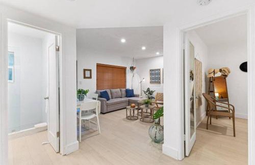 Victoria Park Casa | Bright and Stylish Apt in Las Olas Blvd Victoria Park