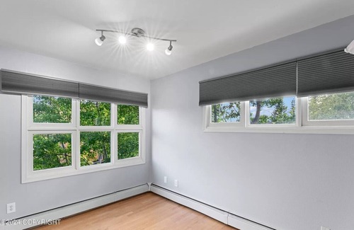 Spenard Casa | "Bright and Stylish Anchorage 2 - Bedroom House - "7 mins from ANC"
