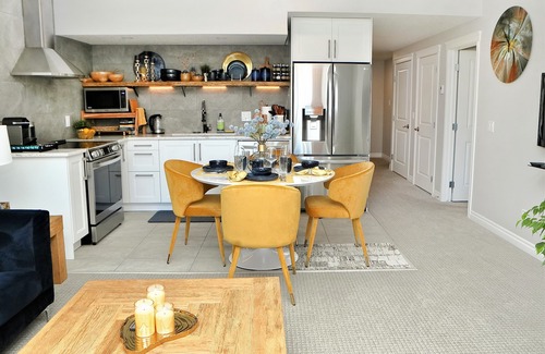 Southeast Calgary Apartamento | Bright and sunny 1-bdr guest suite in South Calgary