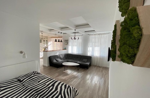 Gomel Apartamento | BRIGHT APARTMENT