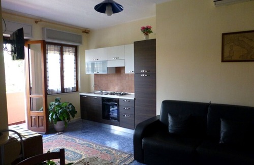 Maddalenedda Apartamento | CERDEÑA - apartamento en villa rodeado de vegetación a 250 metros del mar, wifi