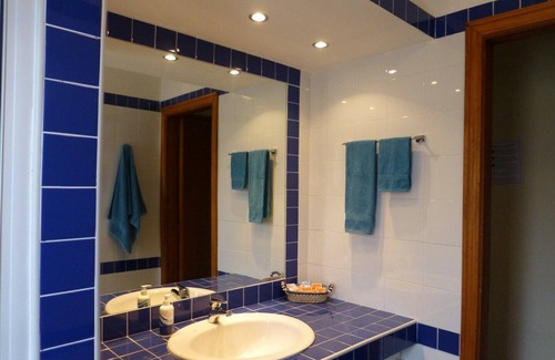 Maddalenedda Apartamento | CERDEÑA - apartamento en villa rodeado de vegetación a 250 metros del mar, wifi