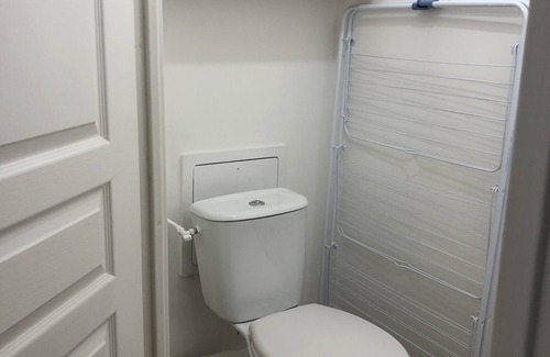 Bastide-Brazza Apartamento | Luminoso apartamento, cerca del tranvía, parking y desayuno.