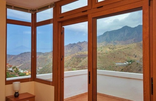 Hermigua Apartamento | Luminoso apartamento en una zona tranquila en el verde valle de Hermigua