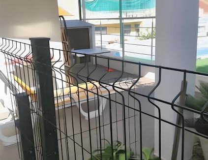 Feijo Apartamento | Bright apartment in Almada with shared pool
