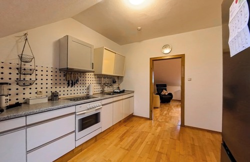 Bissendorf Apartamento | Bright apartment in Bissendorf with HomeGym and freeway access