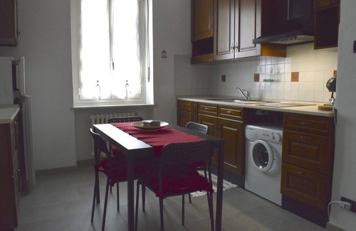 Candiolo Apartamento | Luminoso apartamento en el centro del pueblo, muy cerca de servicios, comercios.