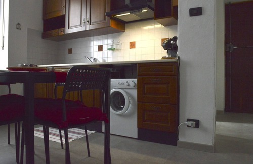 Candiolo Apartamento | Luminoso apartamento en el centro del pueblo, muy cerca de servicios, comercios.