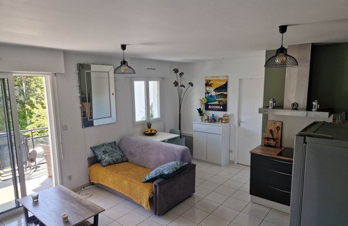 Auray Apartamento | Bright apartment near the sea
