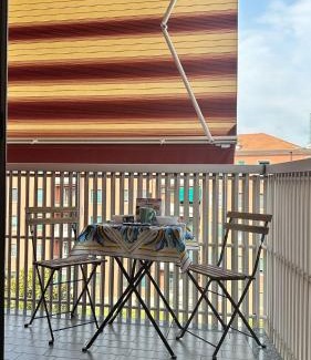 Lorenteggio Apartamento | Bright Apartment Segneri M4