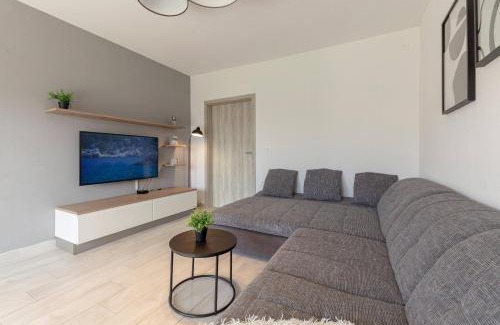 Koper Apartamento | Bright Apartment
