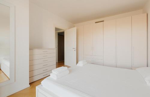 Portello Apartamento | Bright apartment with balcony in Portello district