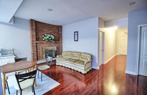 Thornhill Casa | Bright Basement & Private Bathroom, free Parking