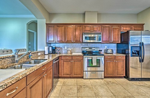 Spring Hill Casa | Bright Bayfront Home < 2 Mi to Hernando Beach!