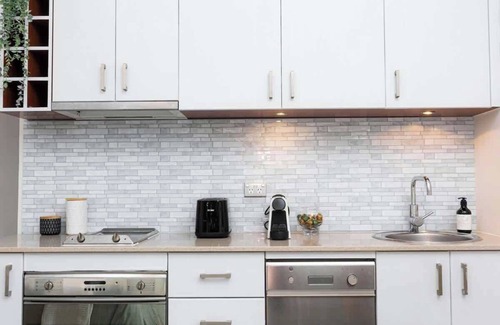 North Bondi Apartamento | Bright beachfront studio with terrace & aircon