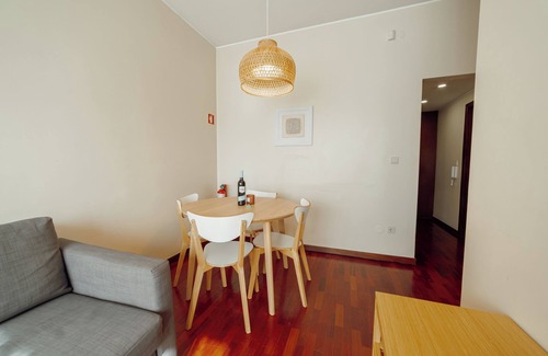 Boavista Apartamento | Bright Boavista by Vacationy