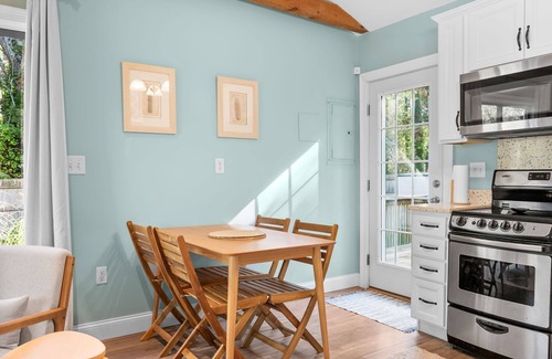 East Sandwich Casa | Bright Cape Cod Cottage, Half Mile to Beach